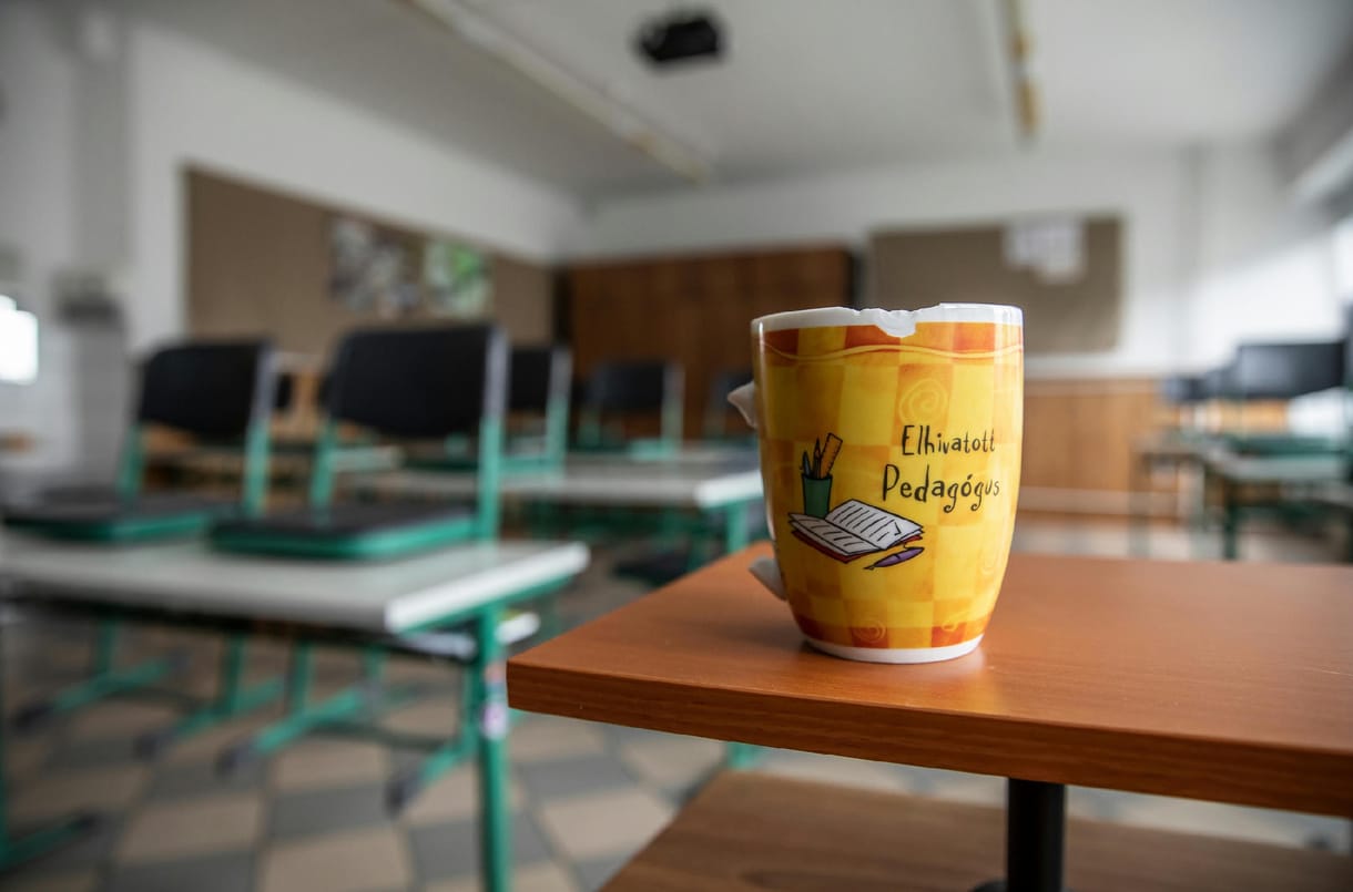 Bármilyen tantárgyat taníthatnak az alsós tanítók felsősöknek, az óvónőknek pedig már nem kell diploma