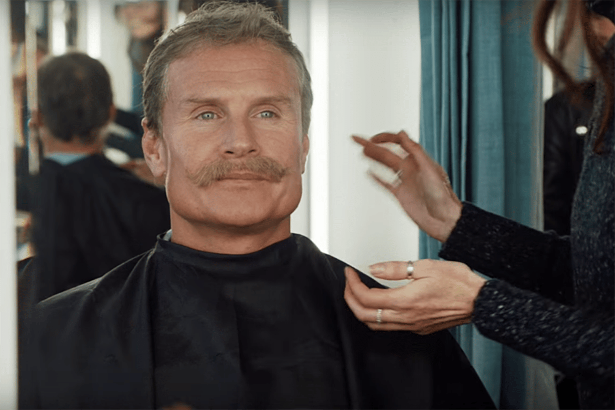 Olyat ment David Coulthard egy balesetbiztonsági filmben, hogy betiltották – videó