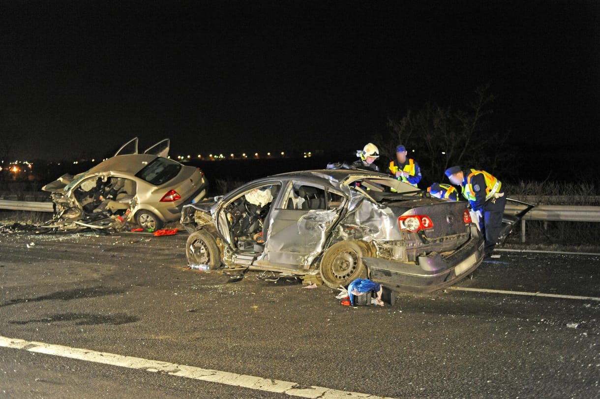 Ittasan, a sztrádán fordult meg az M3-ason halálos balesetet okozó autós