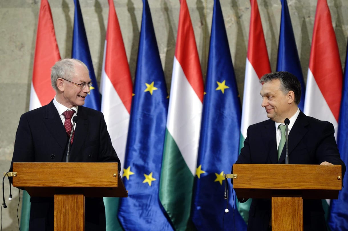 Viccet csinált a kormány az adósságátvállalás szabályából
