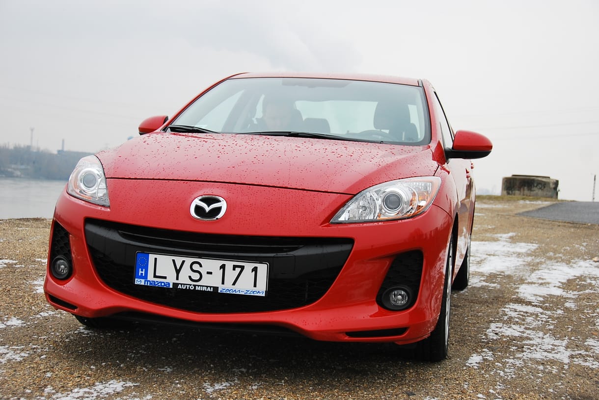 Mazda 3 teszt: felejtős a dízel