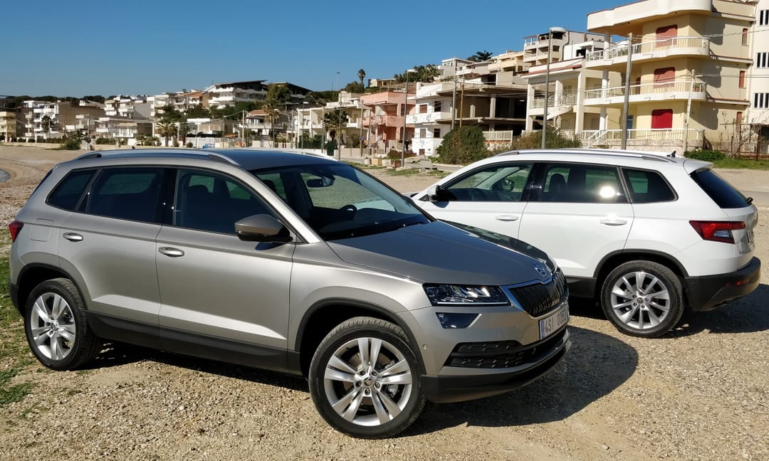 Hivatalos: jön a felfrissített Skoda Karoq