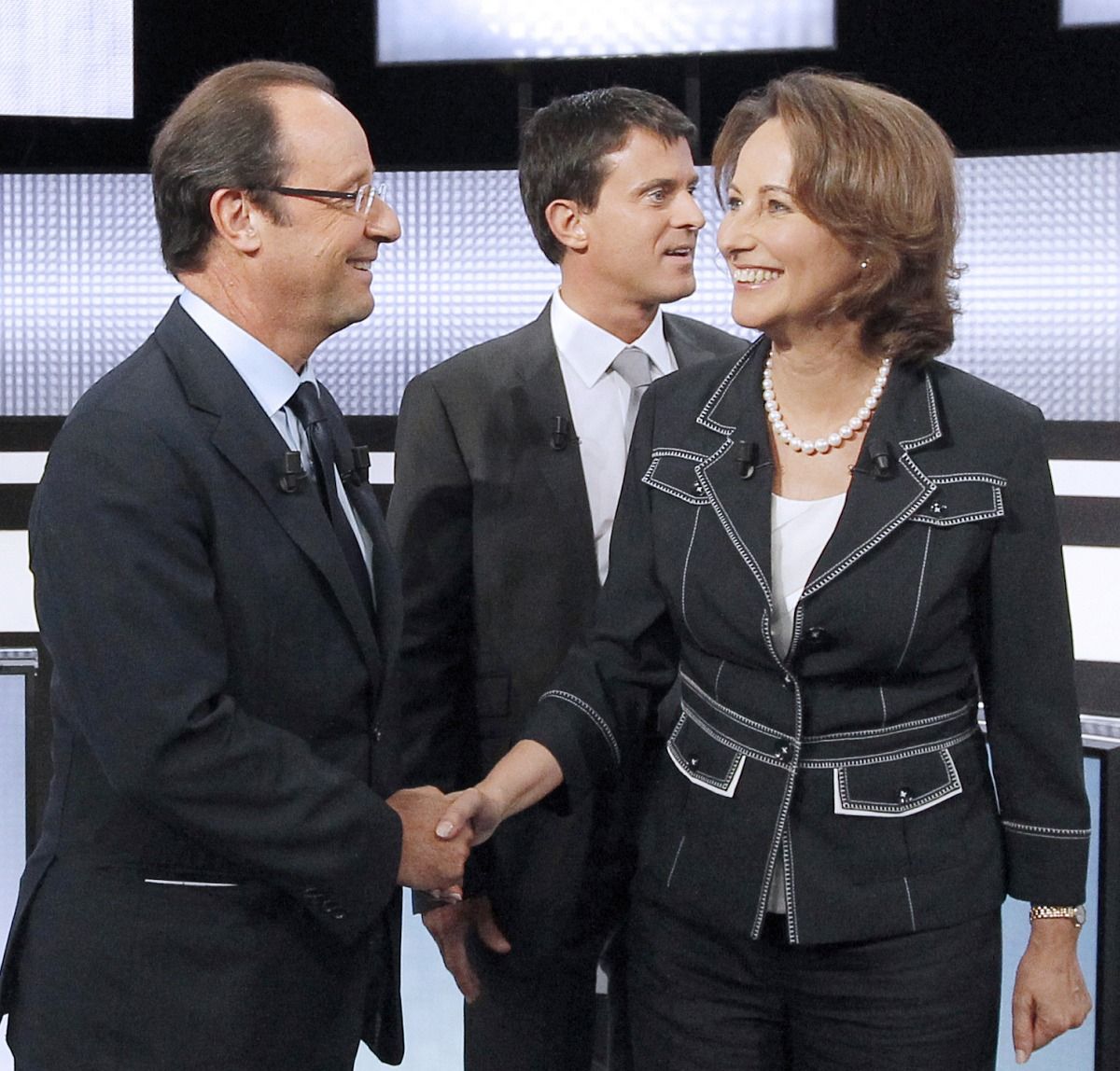 A bukott jelölt is kiáll Sarkozy leendő kihívója mellett