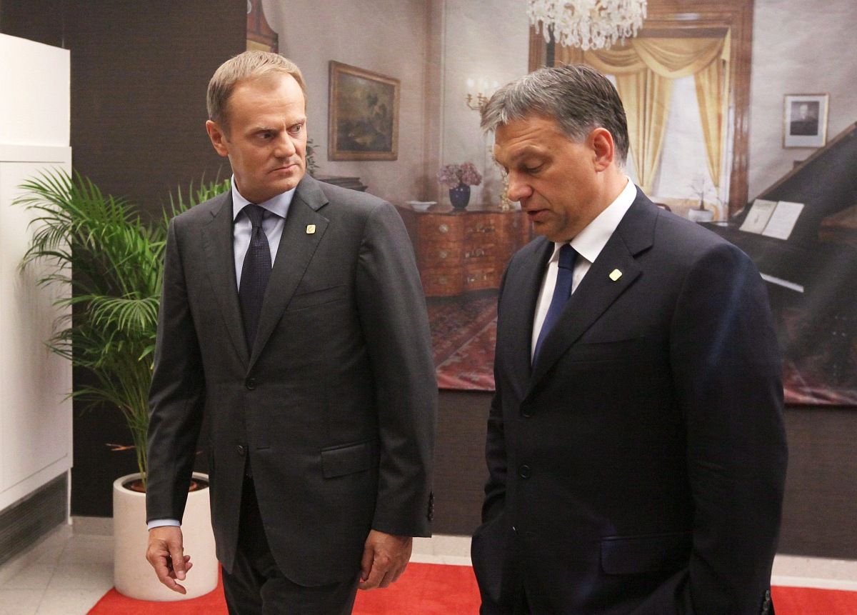 Merkellel és Hollande-dal is összefut Orbán