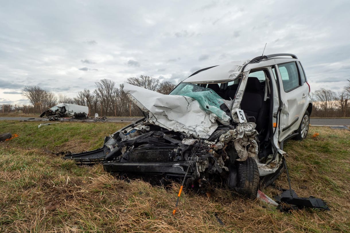 Mindkét sofőr meghalt egy balesetben a 6-os főúton