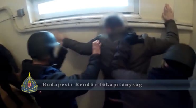 Elkapták a Bocskai úti ékszerrablót és társát – videó