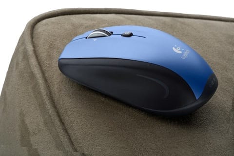 Jót tett a koronavírus-járvány a Logitechnek, dől a pénz a céghez