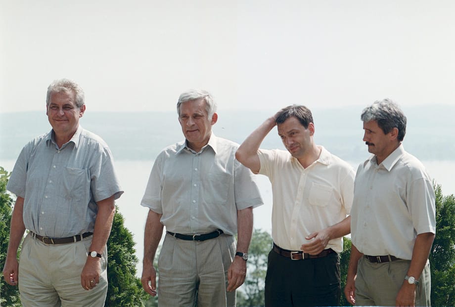Orbán négyszemközt tárgyal Radicovával