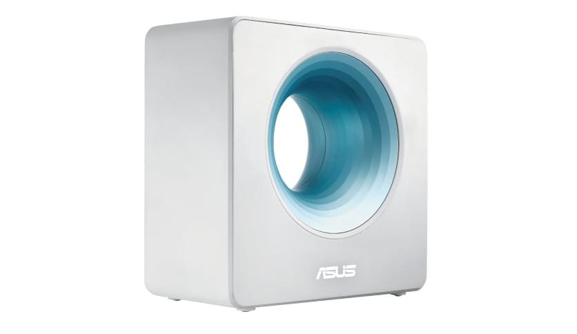 Csinált egy nagy lyukat az Asus, és wifi routerként fogják árulni