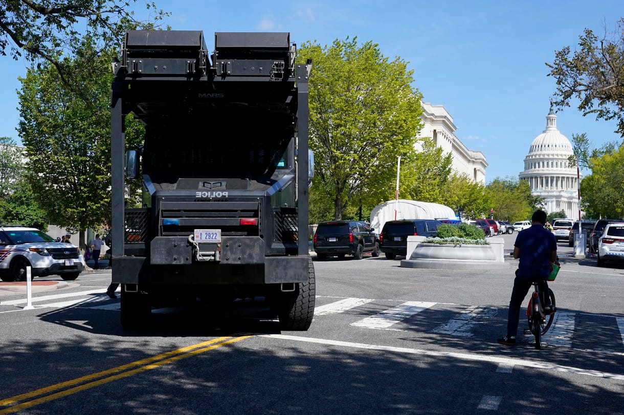 Bombariadó miatt kiürítették a Capitolium környékét Washingtonban