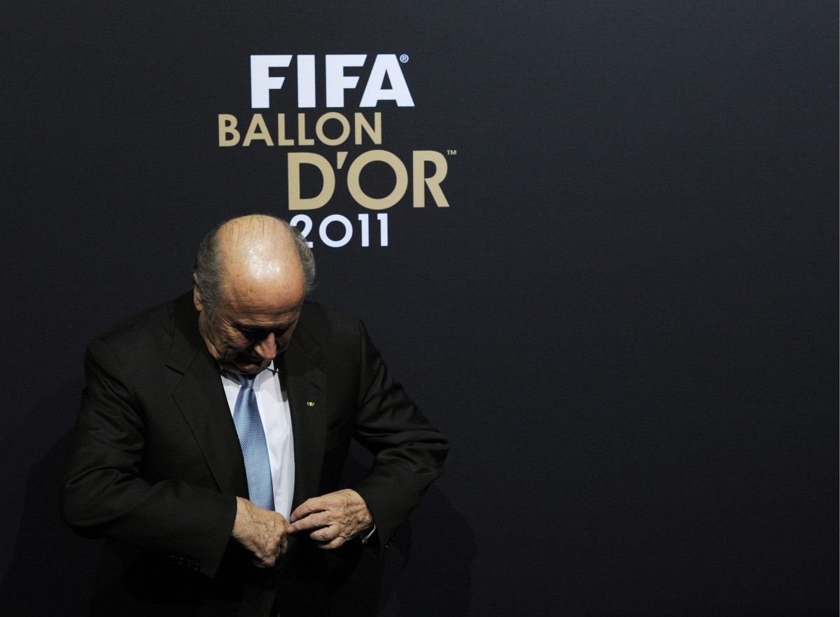 Johansson szerint Blatternek mennie kell