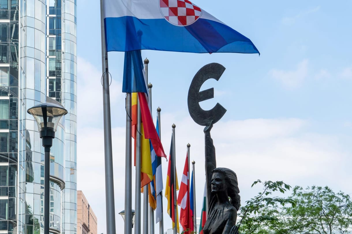 Horn Gábor: A közösségromboló uniós kifizetésekről