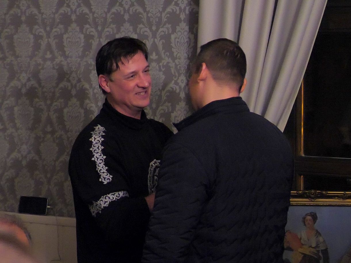 Toroczkai már Budaházyval koccintva hirdeti, hogy ukránokat börtönözne be, az LMP és a DK viszont elítéli Novák kegyelmi döntését