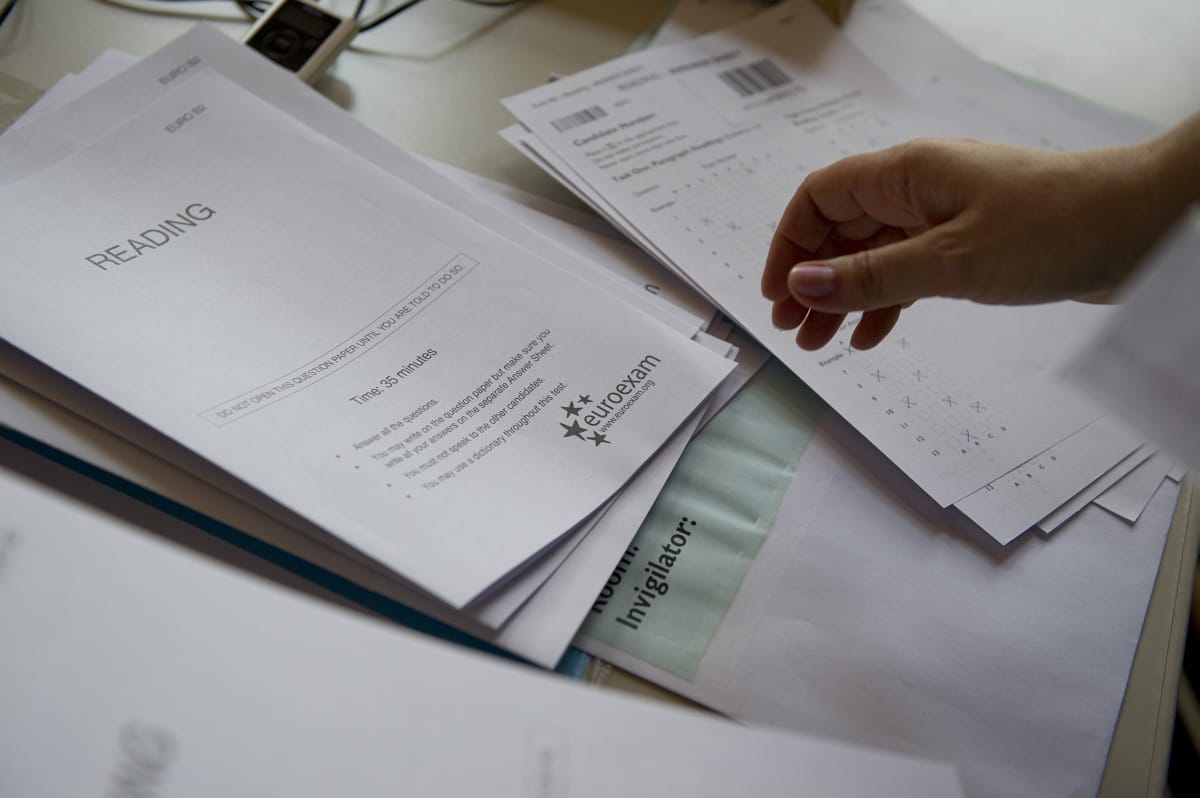 Tucatnyi képviselő mentelmi jogát felfüggeszthetik a nyelvvizsgabotrány miatt