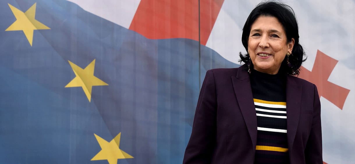 Franciaország és a Nyugat segítségét kéri a grúz elnök az orosz befolyás miatt