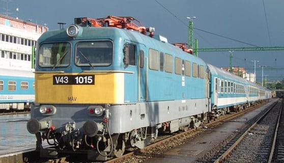 Késnek a vonatok a Budapest-Szeged vonalon