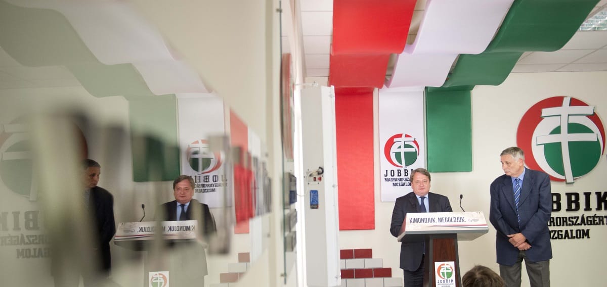 Törvénymódosítással ágyazott meg a kormány a kémügynek