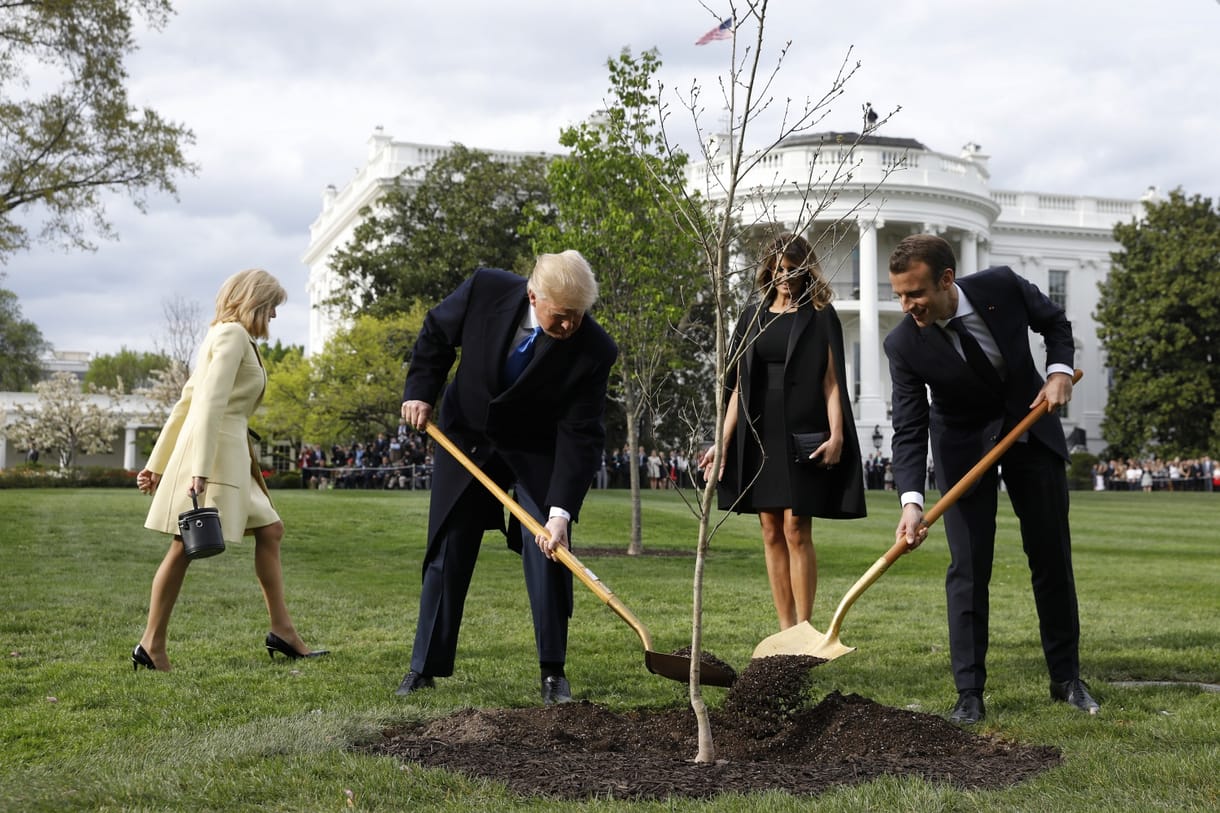 Trumpot lehetetlennek tűnik meggyőzni Irán-ügyben