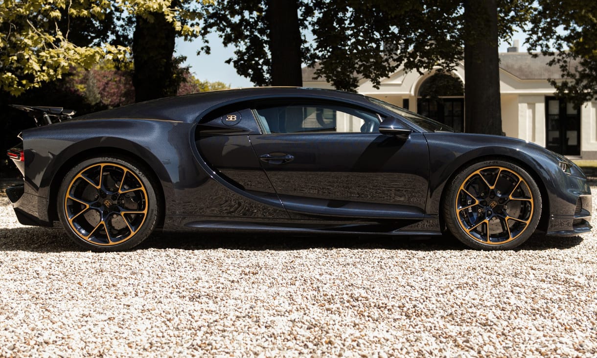 Stílusos formában búcsúzik a Bugatti Chiron