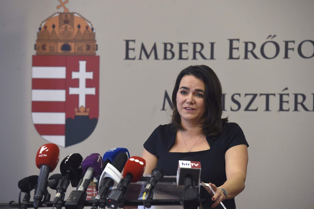 130 oldalas magyarázatot küld a kormány a Néppártnak