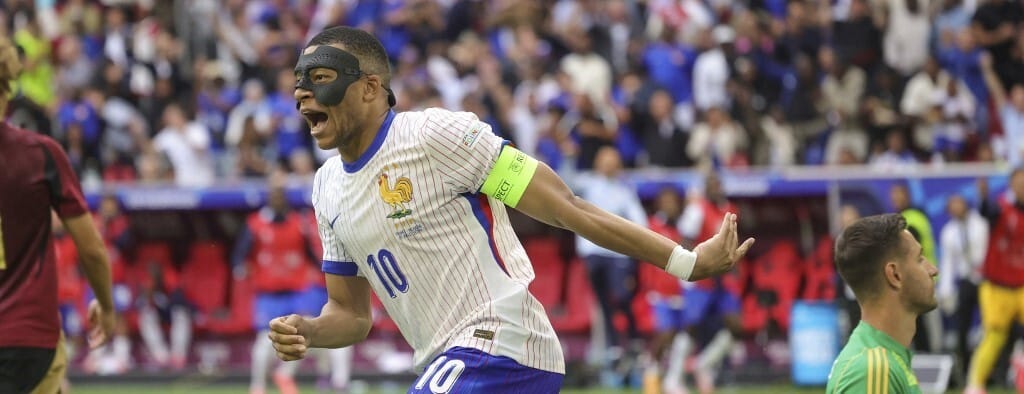 Fociünnep: jön a spanyol–francia elődöntő az Eb-n – ön szerint ki nyeri?