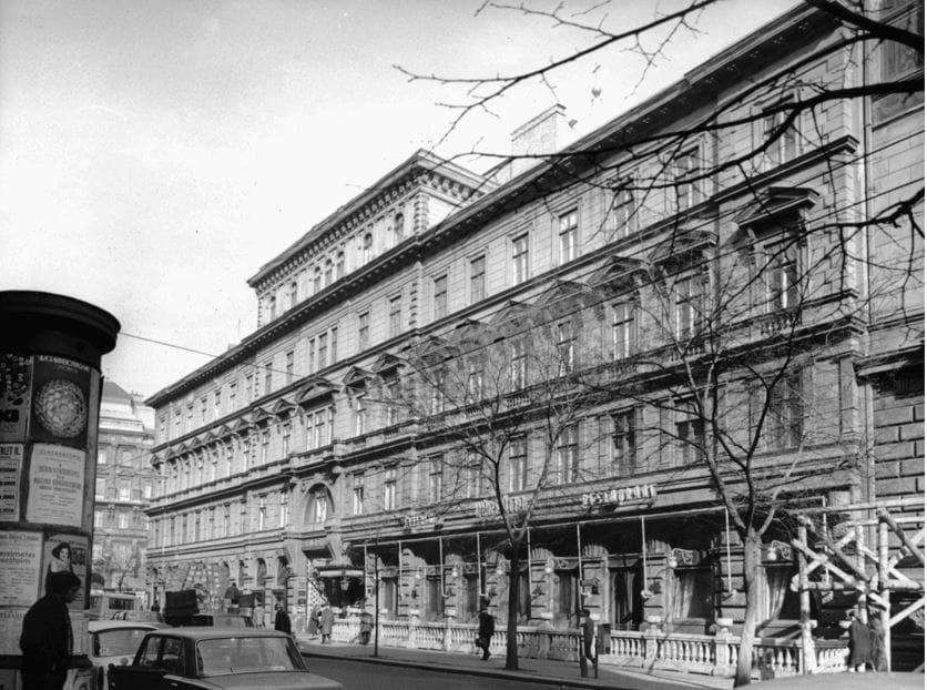 Kivégezte a Covid Budapest egyik ikonikus éttermét