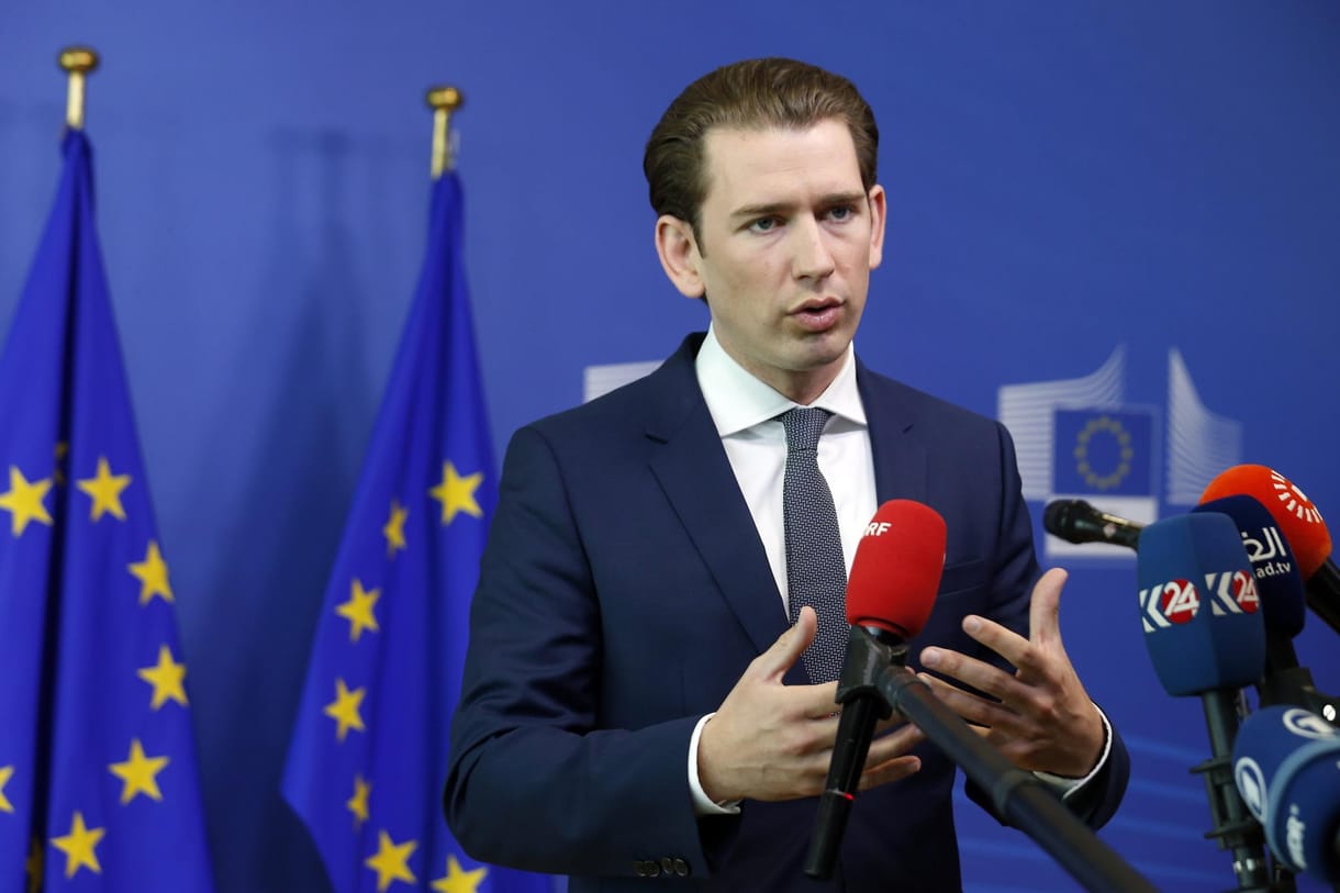 Kurz ellenőriztetné a szlovén-osztrák határt