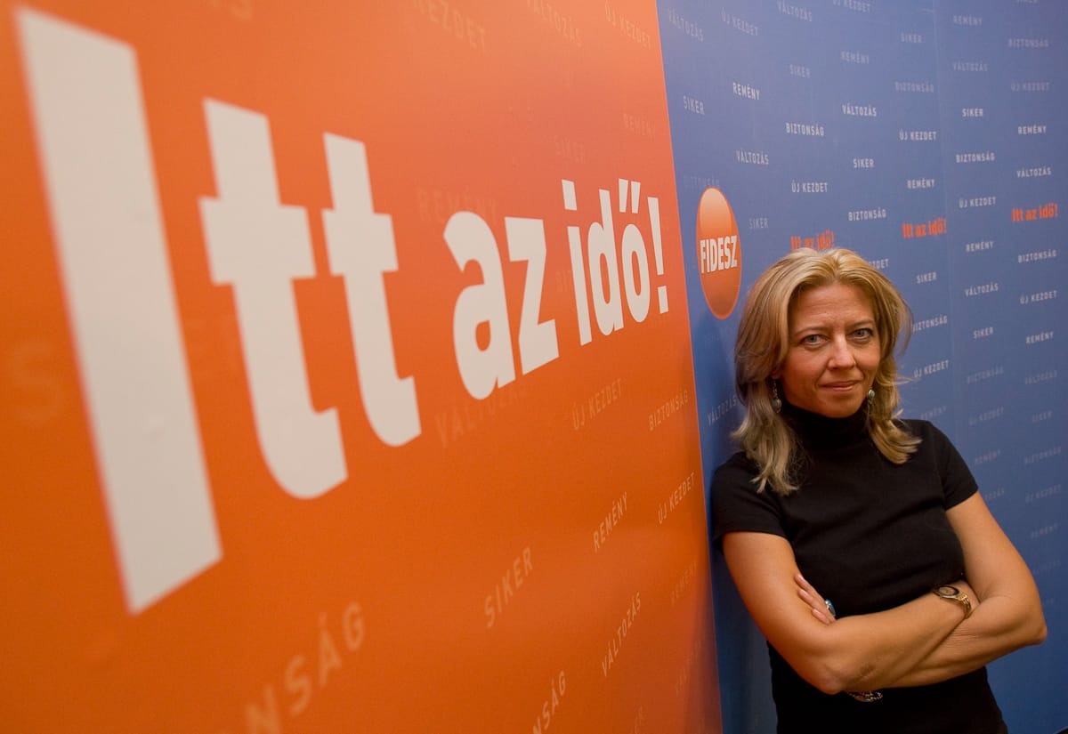 Pert vesztett egy MSZP-s Selmeczi Gabriella ellen – neten gyűjt a büntetésre