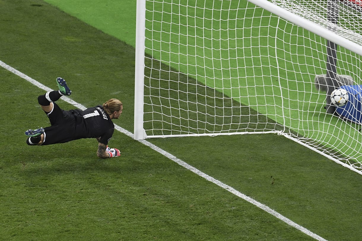 Még nincs vége Karius vesszőfutásának, imádják a trollok