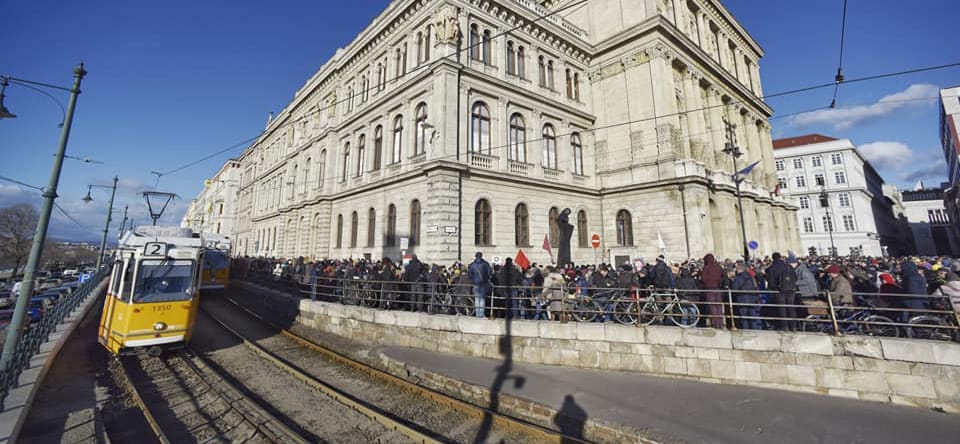 Mérce: február végéig dől el az MTA sorsa