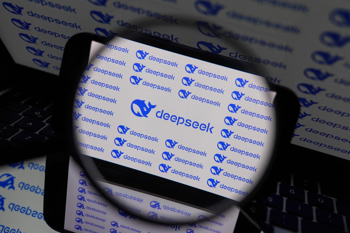 Egy halászfaluból indulva álmodta meg a maga szép új világát a DeepSeek alapítója