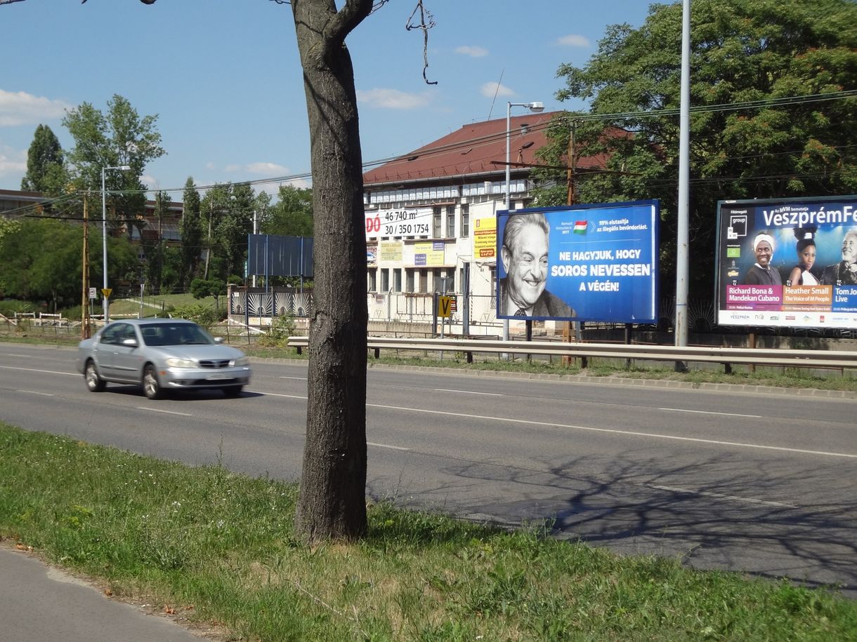 Még hétfőn is Soros nevetett a (kampány) végén