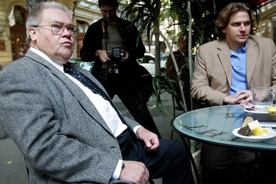 Gyurcsányról is íratna darabot Csurka a Hátország Színháznak