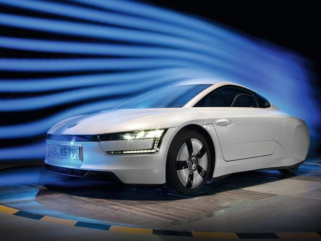 2,5 literes fogyasztással söpörné el a Volkswagen a Priust