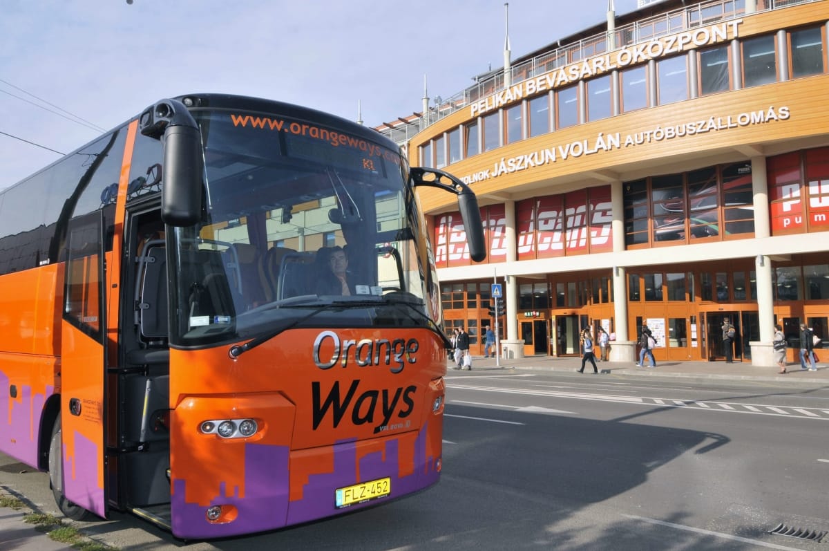 A versenyhivatal keményen odavágott az Orangeways buszjáratok üzemeltetőinek