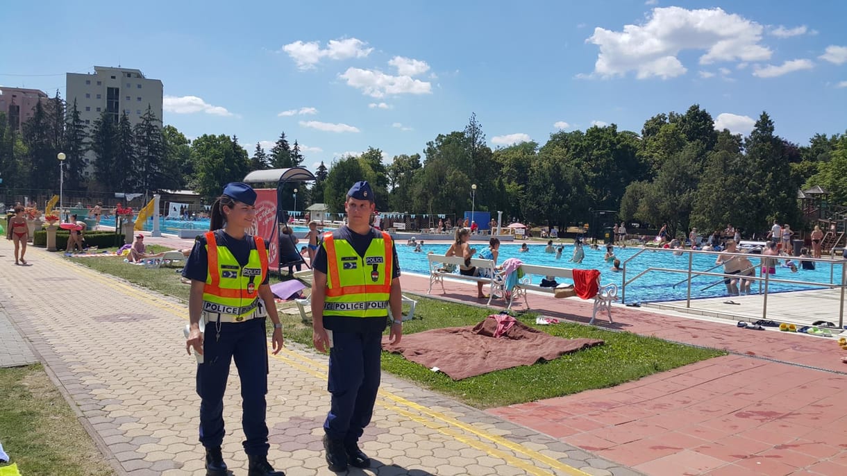 Hogyan ne lopjanak meg minket strandoláskor?
