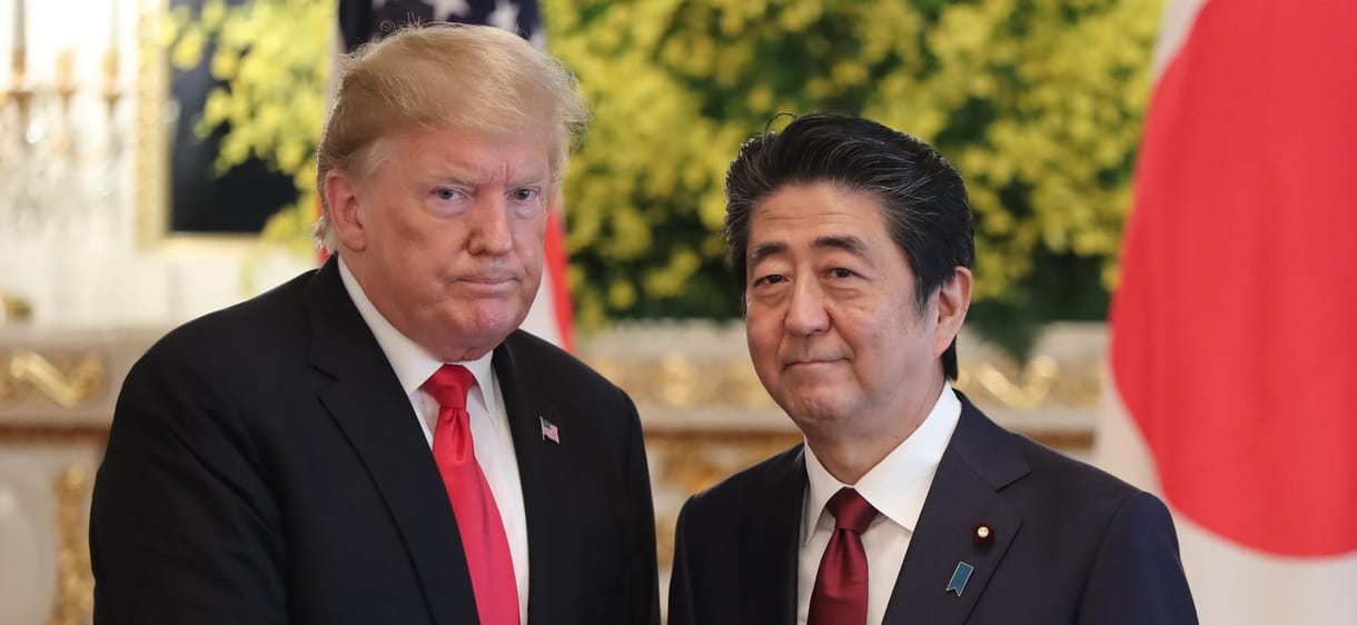 Trump Tokióban: Japán 105 amerikai F-35-ös bombázót vásárol