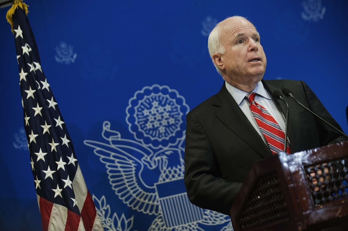McCain újra megszólalt, most is a kormányt kritizálta
