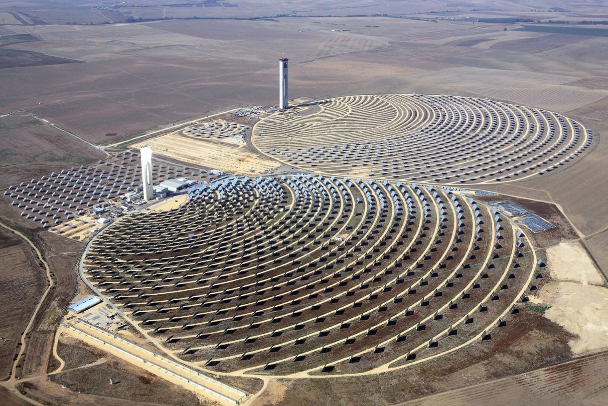 Már olyan olcsó a napenergia, hogy lassan nem is éri meg mással áramot előállítani