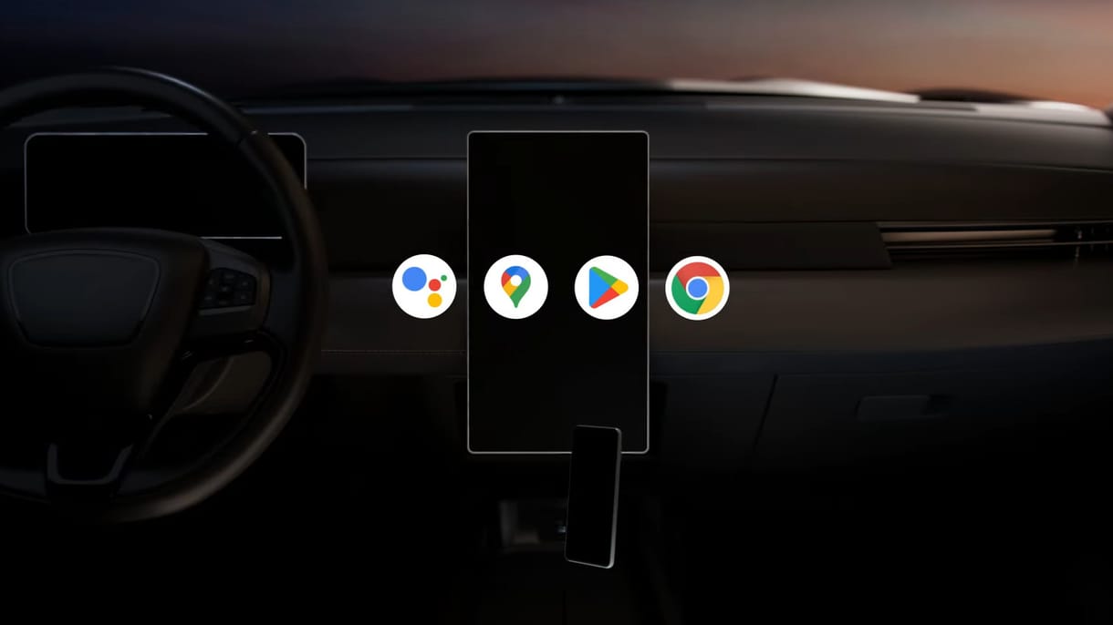 Bekerül az autókba a Chrome böngésző, de sok más újdonság is érkezik több márkánál