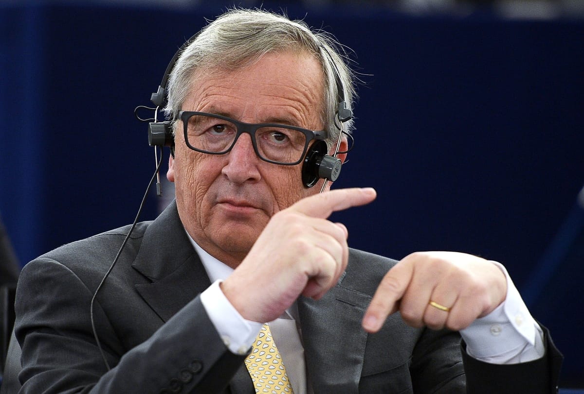 Videó: Juncker keményen odamondott a Brexit-pártiaknak az EP-ben
