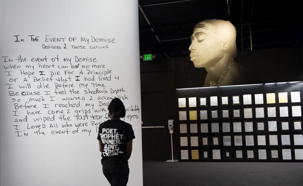 Huszonhat évvel meggyilkolása után Tupac Shakur csillagot kap a Hírességek sétányán