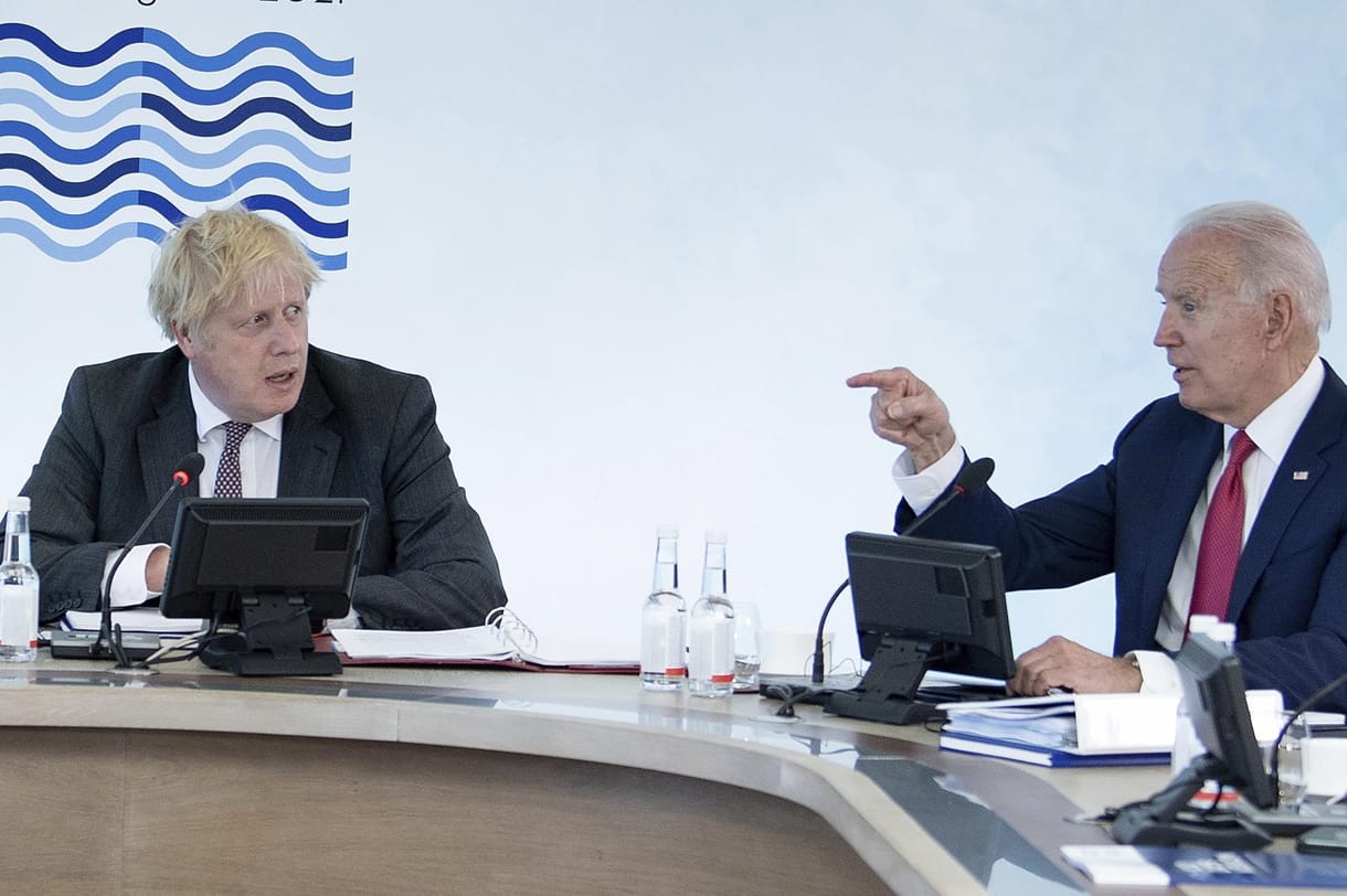 Egymilliárd oltást juttatnak szegény országoknak a G7-ek