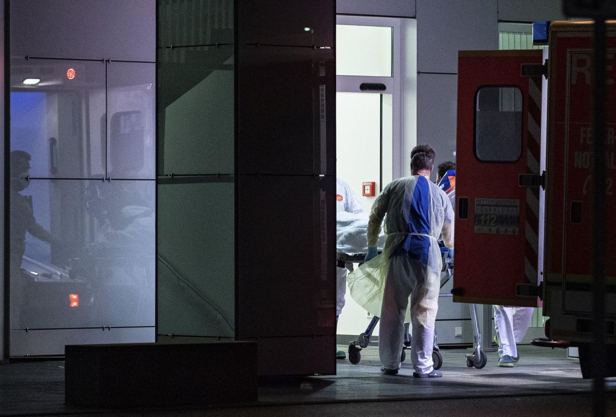Az LGT slágerének megható feldolgozásával köszönik meg az orvosok, ápolók, sofőrök, tanárok munkáját