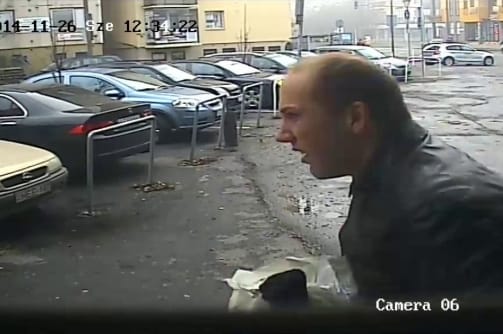 Ez a férfi rabolt takarékot Miskolcon – fotó, videó