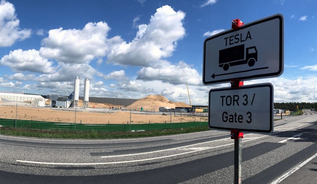 Ennyit lehet keresni a Tesla berlini gyárában