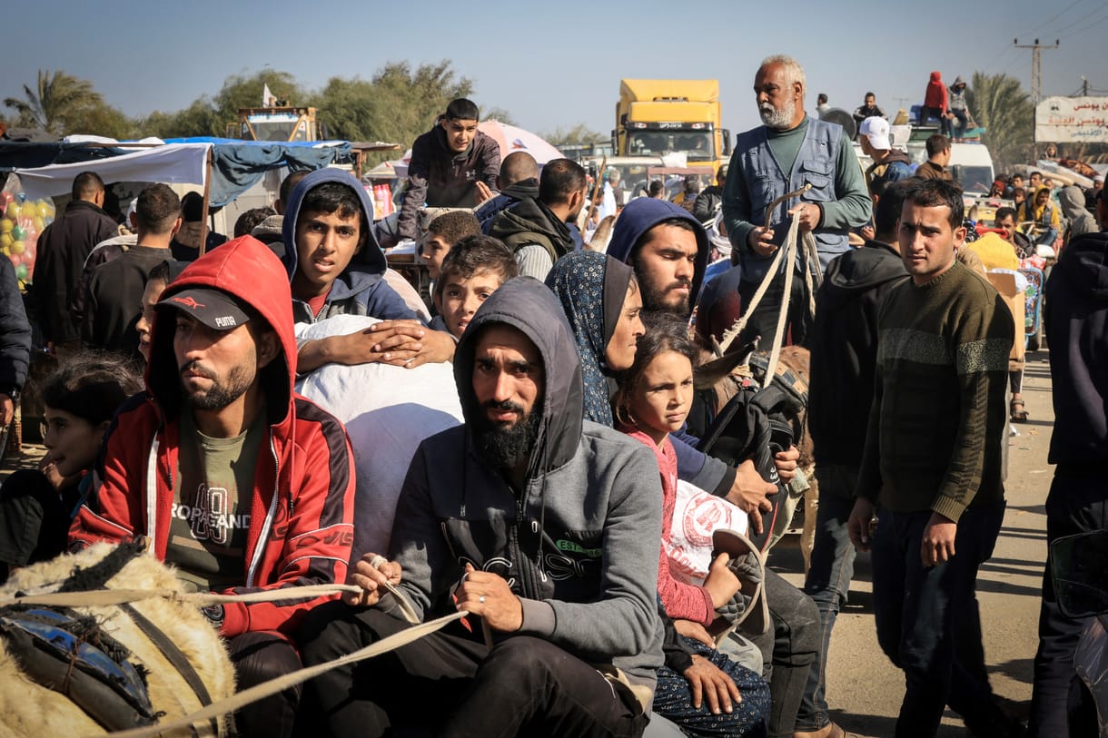Humanitárius katasztrófát idézhet elő, hogy Izrael terrorizmussal vádolta egy ENSZ segélyszervezet munkatársait