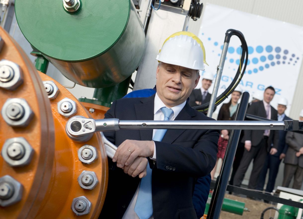 Szél bepanaszolja az óvodát látogató Orbánt