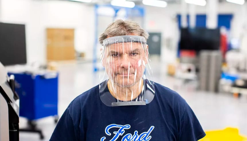 5 milliárd dolláros veszteséget hozott össze három hónap alatt a Ford