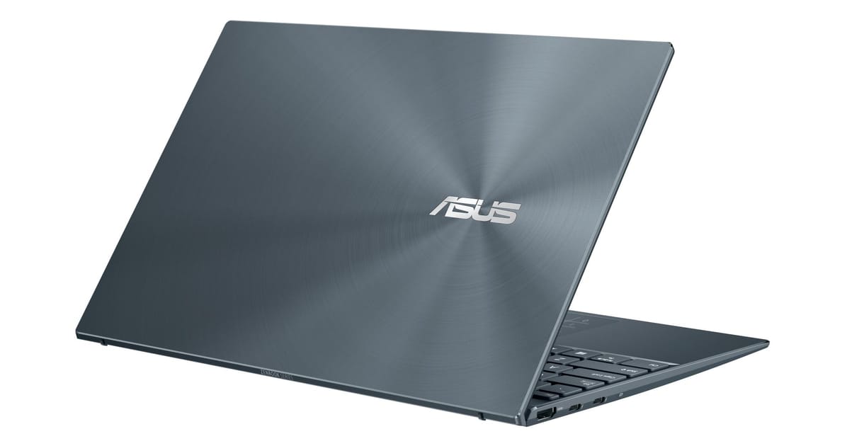Az egy dolog, hogy vékonyak az Asus új laptopjai, de tele vannak csatlakozókkal